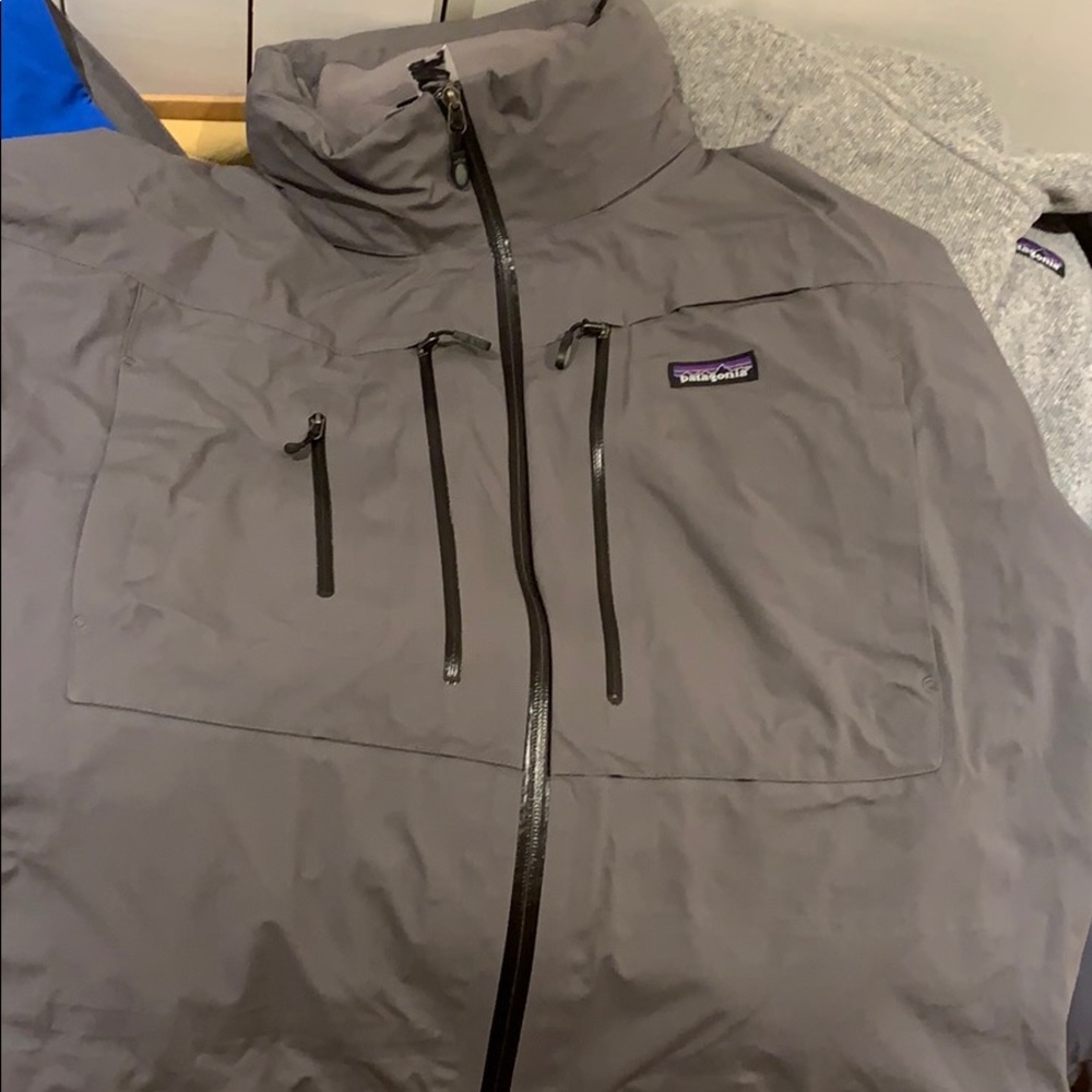 Wind and rain jacket